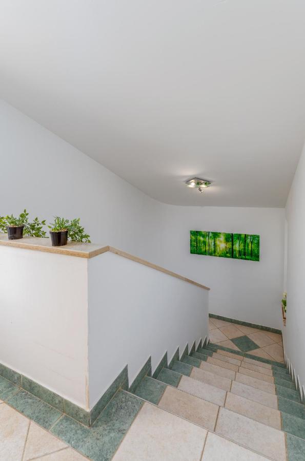 PUY Villa Ostone מראה חיצוני תמונה