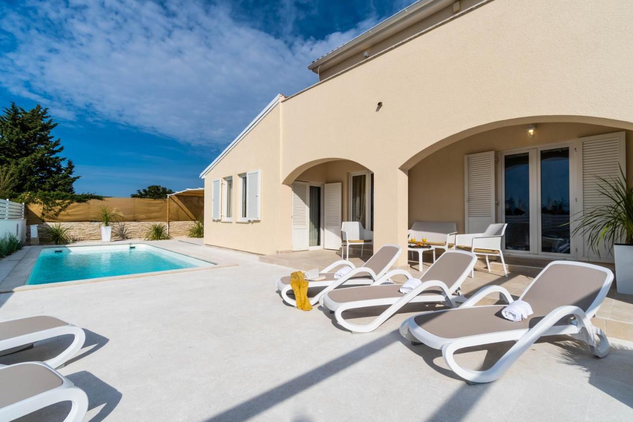 PUY Villa Ostone מראה חיצוני תמונה