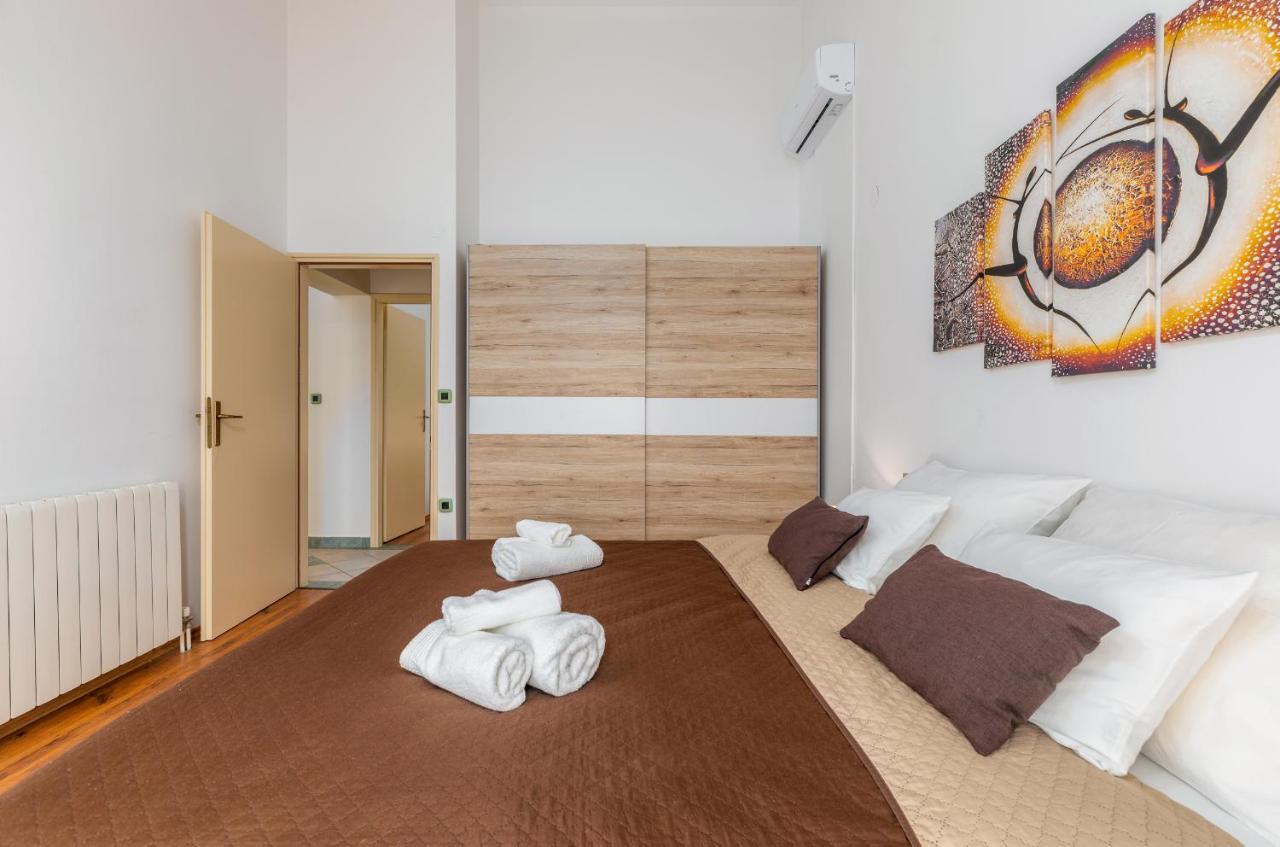 PUY Villa Ostone מראה חיצוני תמונה