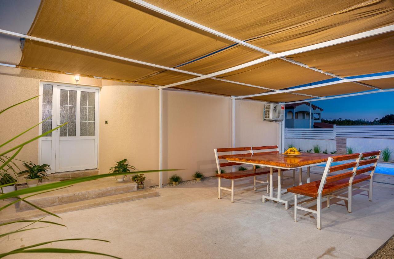 PUY Villa Ostone מראה חיצוני תמונה