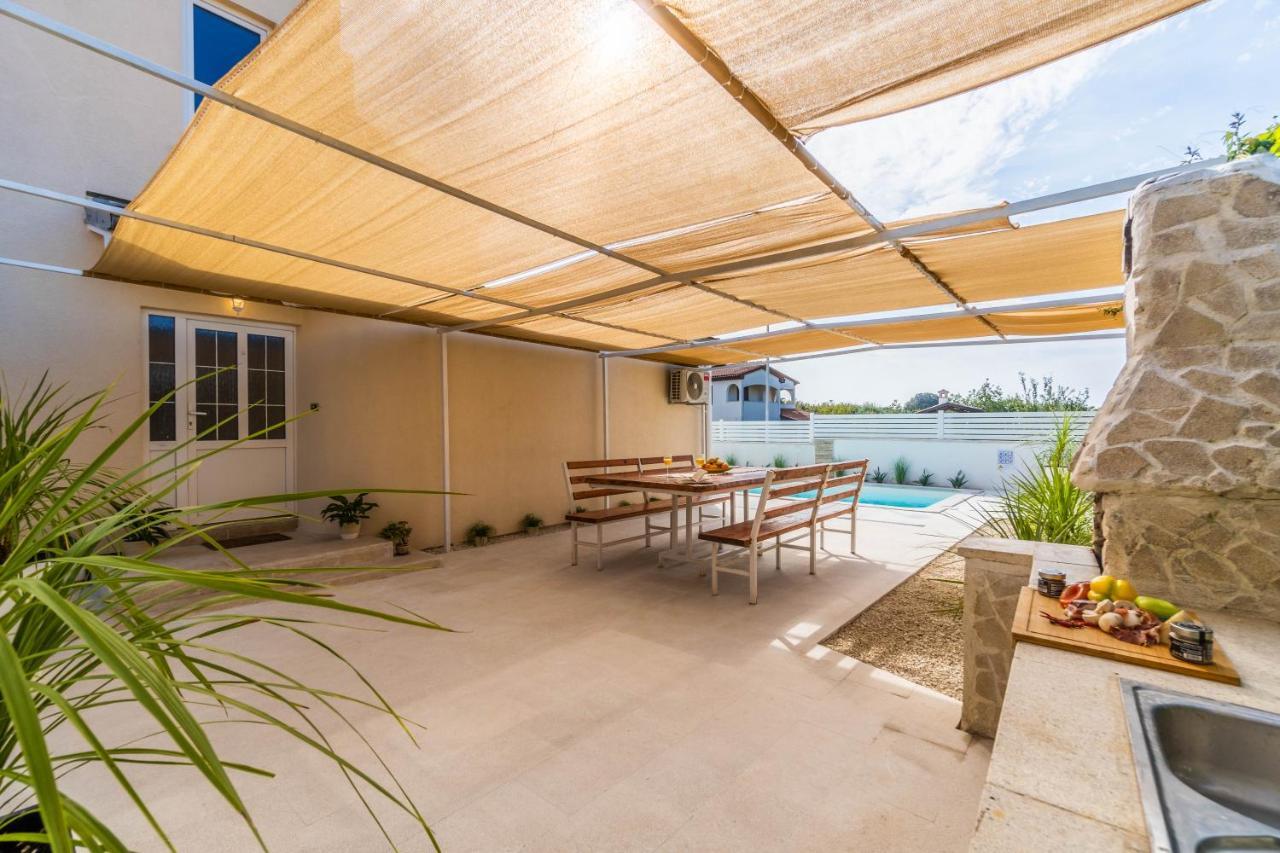 PUY Villa Ostone מראה חיצוני תמונה